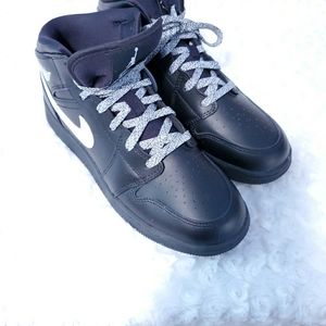 Air Jordan Youth 6.5Y Mid